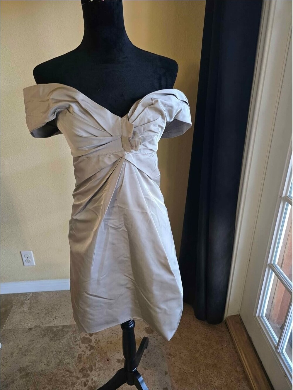 Marc Jacobs Womens Gray SILK Off-Shoulder Sheath Knee Dresss sz 2